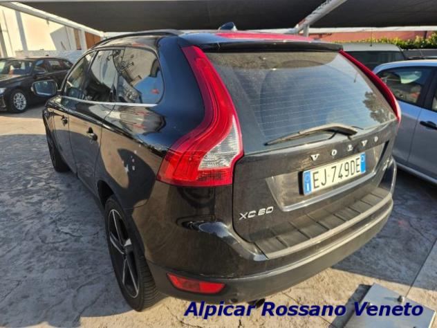 VOLVO XC60 D3 AWD Momentum rif. 23991442 - Foto 5