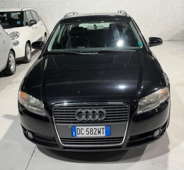 Audi A4 Cambio Automatico+Interni in Pelle - Foto 2