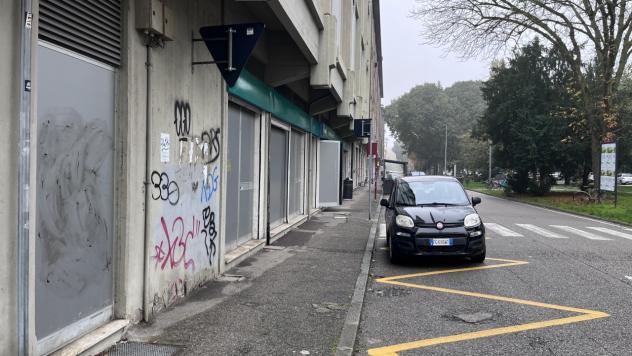 Oltre 3 vetrine in vendita a Ferrara - Foto 8