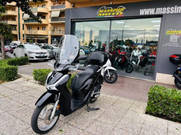 HONDA SH 150 TUTTO INCLUSO ANCHE PASSAGGIO! MINI RATE rif. 23799768 - Foto 4