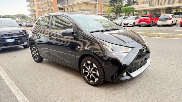 Toyota Aygo Connect 1.0 VVT-i 72 CV 5 porte x-play LED NAVI KAMERA PDC BLUETOOTH CERCHI 16 - Foto 2