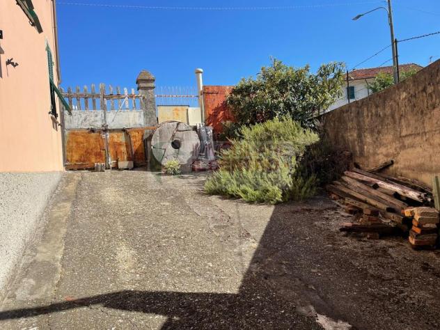 Fabbricato indipendente di ampia metratura con terreno - Foto 16