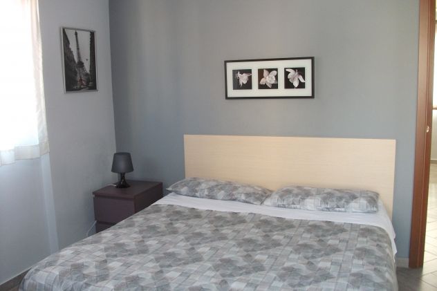 Bilocale mansardato interamente arredato a Catania Centro - Foto 6