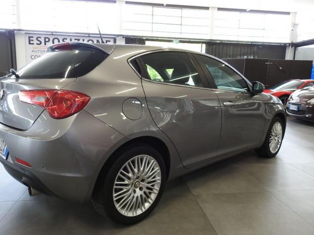 ALFA ROMEO - Giulietta - 2.0 JTDm-2 170 CV Distinctive-Pelle C.L.17 - Foto 3