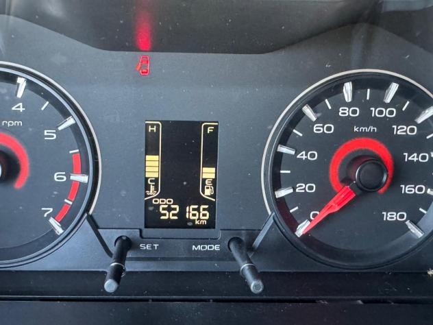 Mahindra KUV100 NXT 1.2 K8 - Foto 8