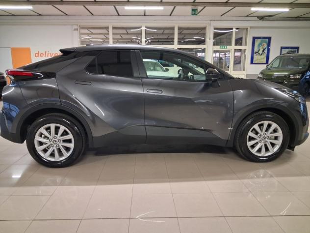 Toyota C-HR 1.8 HV Active - Foto 9