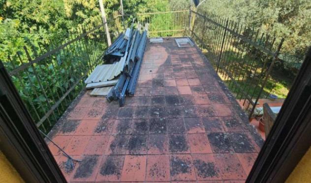 Immobile in asta di 342 m² con più di 5 locali in vendita a Follo - Foto 2