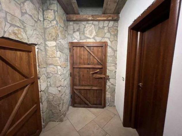 Immobile in asta di 254 m² con più di 5 locali e box auto doppio in vendita a Montecalvo Irpino - Foto 15