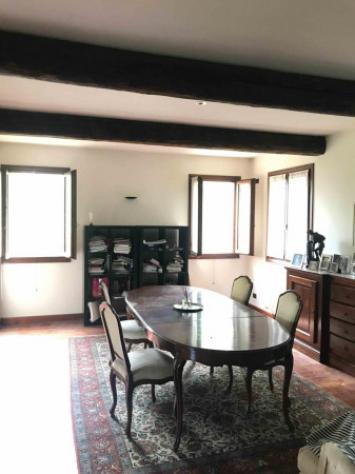 Rustico / Casale di 600 m² con più di 5 locali e box auto in vendita a Carpi - Foto 8
