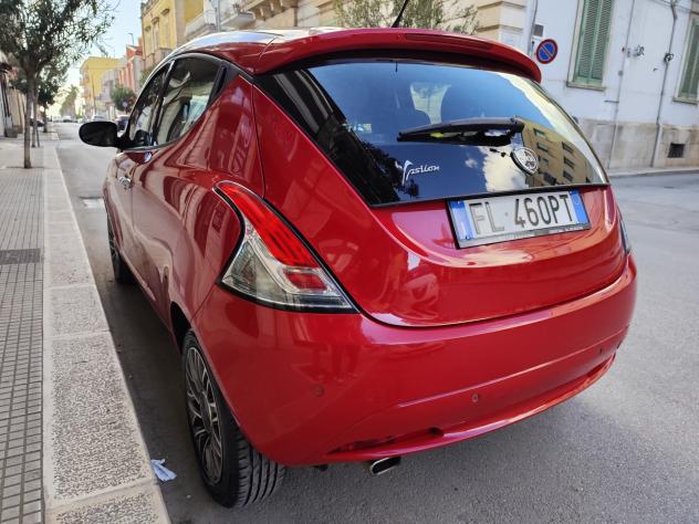 Lancia Ypsilon 1.3 MJT 95CV DIESEL GOLD - Foto 10
