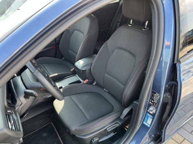 Ford Focus 1.0 EcoBoost Hybrid 125cv ST-Line - Foto 8