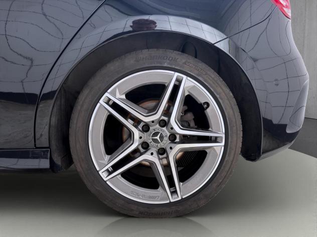 Mercedes-Benz Classe A a180d Premium AMG 116cv - PROMO - Foto 7