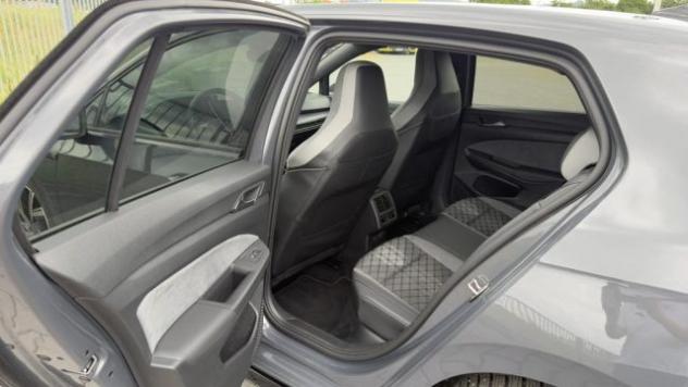VOLKSWAGEN Golf 1.5 eTSI 150 CV DSG Life rif. 23873925 - Foto 8