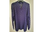 Maglione blu fatto a mano