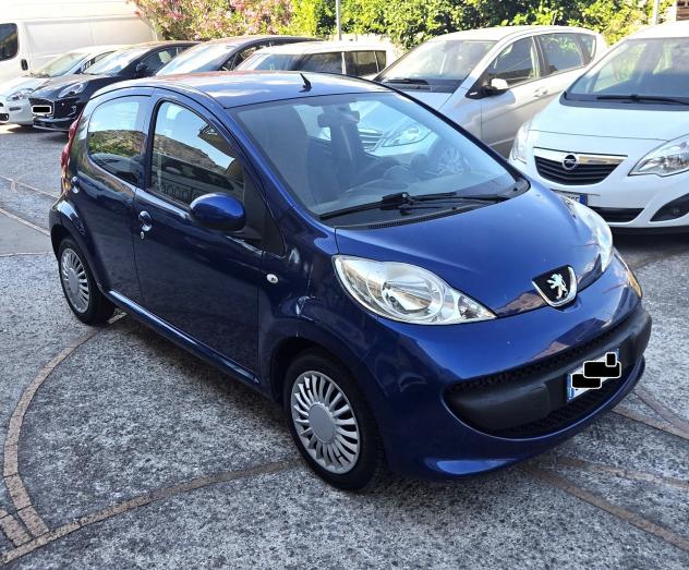 Peugeot 107 1.0 68CV 5p. TAGLIANDATA CLIMA RADIO - Foto 2