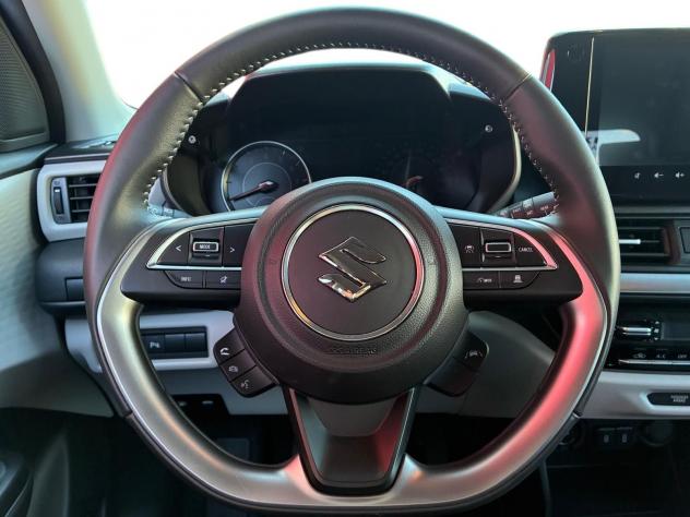 Suzuki Swift NEW HYBRID 1.2 TOP BICOLOR - Foto 6
