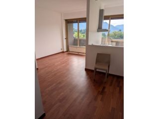 DOMUSCOMOLAKE PROPONE IN LOCAZIONE
