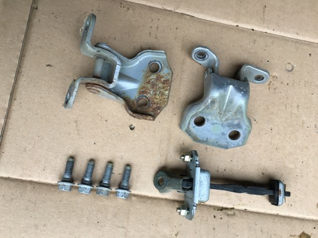 Cerniere Complete Porta Anteriore DESTRA / DX Subaru Forester 1999 - Foto 2