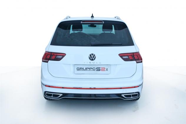 Volkswagen Tiguan 2.0 TDI SCR 150 cv R-Line DSG / Driver Assistance Pack - Climatronic - Cerchi 19" - Keyless Entry & Go - Fari LED Performance - Foto 5