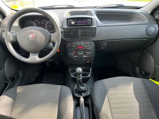 FIAT Punto Punto 5p 1.2 Classic Dynamic - Foto 10