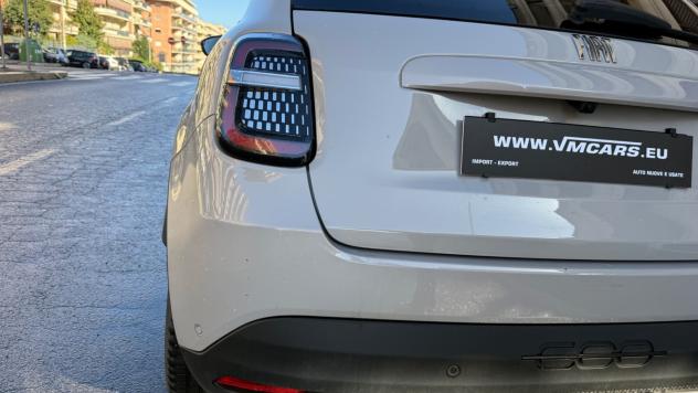 Fiat 600 Hybrid 110 CV DCT MHEV La Prima LED NAVI KAMERA PELLE CERCHI 18 SEDILI ELETTRICI RISCALDATI - Foto 7
