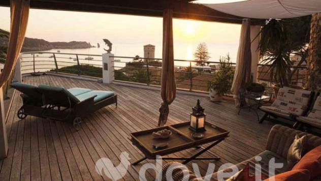 Appartamento di 205 m² con 5 locali in vendita a Isola del Giglio