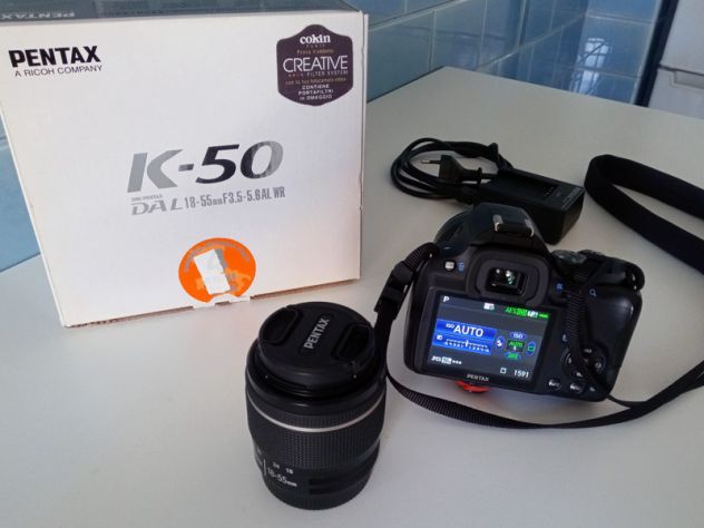 Vendo fotocamera Pentax K-50 guasta + obiettivo 18-55mm + Tokina AF 35-70mm - Foto 5