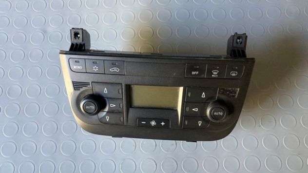 Comandi climatizzatore Fiat Grande Punto del 2008 (735447949)