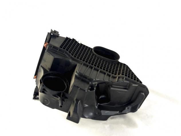 165008308R SCATOLA FILTRO ARIA RENAULT CAPTUR 1.5 D 66KW AUT 5P (2016) RICAMBIO USATO 8201173592