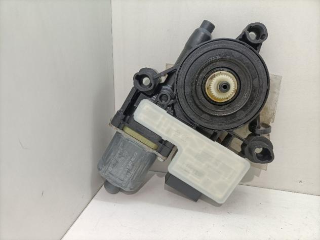 MOTORINO ALZAVETRO POSTERIORE DESTRA VOLKSWAGEN Polo 6° Serie 5Q0959408 CHYB (17)