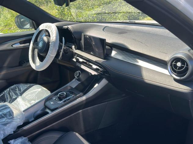 Alfa Romeo Tonale 1.5 Hybrid 175cv TCT7 Ti - Foto 6