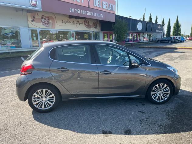 Peugeot 208 Allure PureTech Turbo 110cv EAT6 S/S aut - Foto 8