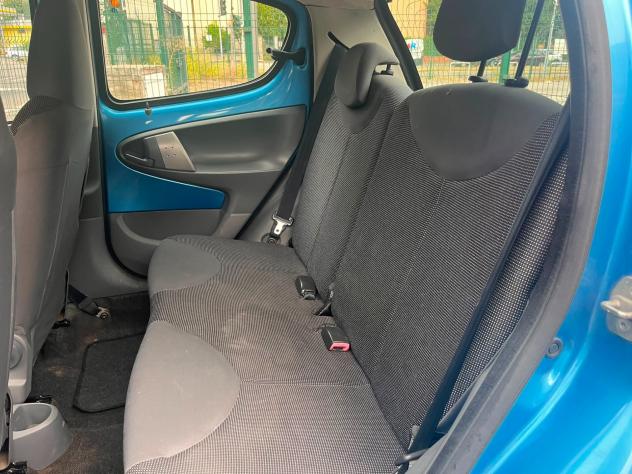 Peugeot 107 1.0 68CV 5p. Sweet Years - 2006 - Foto 8