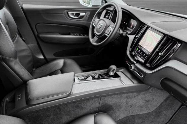 VOLVO XC60 B4 automatico Core rif. 24049356 - Foto 4