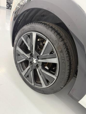 Peugeot 208 PureTech 100 Stop&Start 5 porte GT - Foto 8