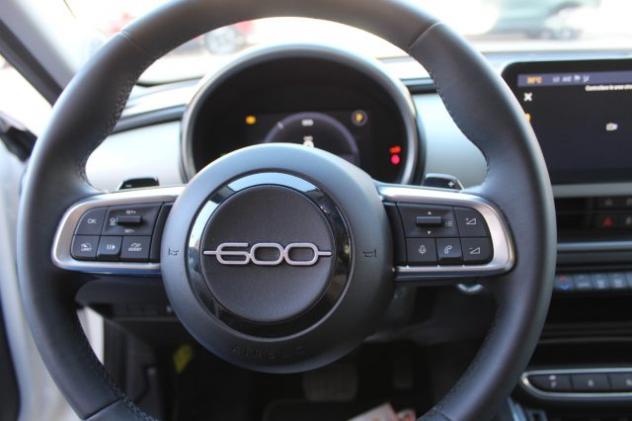 FIAT 600 Hybrid 100 CV DCT MHEV La Prima rif. 23781110 - Foto 9