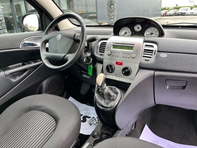 Lancia Ypsilon 1.2 69 CV Platino - Foto 9