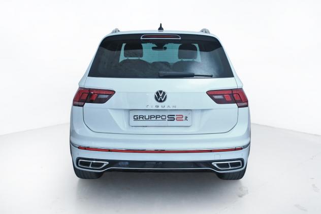 Volkswagen Tiguan 2.0 TDI SCR 150 cv R-Line DSG / IQ Drive Pack - Navigatore "Discover Media" - Adaptive Cruise Control - Fari LED - Foto 5