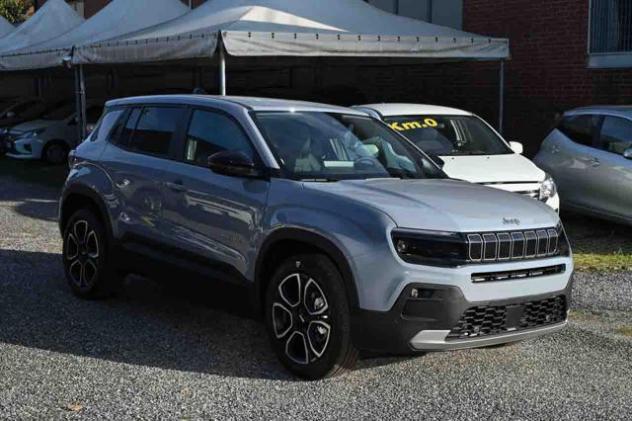 JEEP Avenger 1.2 Turbo 100 CV Summit rif. 23257196 - Foto 3