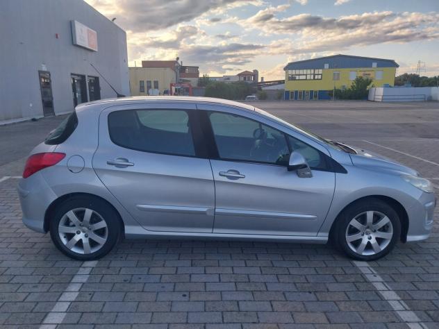 Peugeot 308 1.6 HDi 90CV FAP 5p. Comfort - Foto 4
