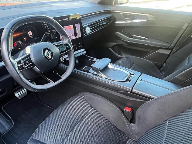 Renault Austral Mild Hybrid 160 CV Auto Techno Esprit Alpine - Foto 8
