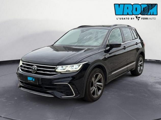 VOLKSWAGEN Tiguan 2.0 TDI 150 CV DSG 4MOTION R-Line rif. 23931277 - Foto 2