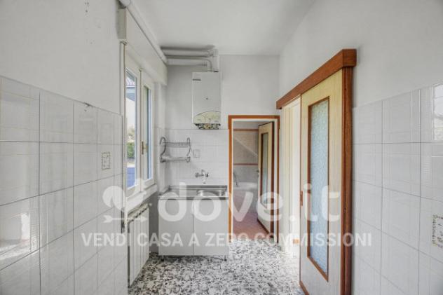 Casa indipendente di 209 m² con 5 locali e box auto doppio in vendita a Laveno-Mombello - Foto 12