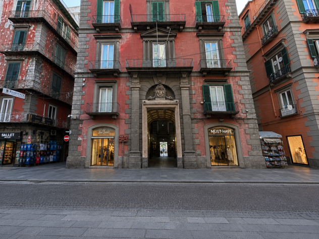 Appartamento in affitto a Napoli