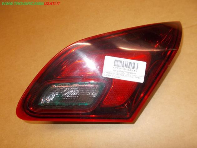 FANALE POST. PARTE INT. D. OPEL ASTRA (P10) 5p  Parti elettriche  Fanaleria  Fanali  Fanale post. sx. OPEL - ASTRA J - 01-02-2010 - 01-08-2012