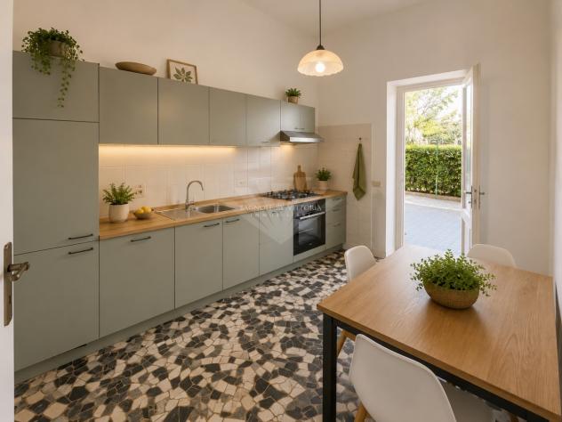 APPARTAMENTO di 5 vani e di 85 mq (PIETRASANTA - Tonfano) rif. 488/V - Foto 13