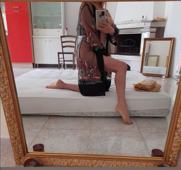 Karina esperta massaggi tantra sensuali top - Foto 3 Tel:3761855885