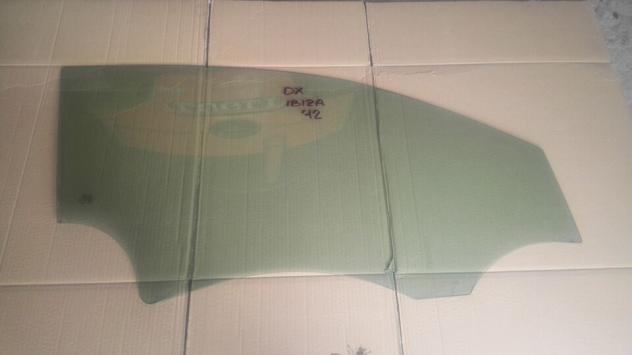 Vetro Porta anteriore Destro / DX SEAT IBIZA IV 4 Serie 2012
