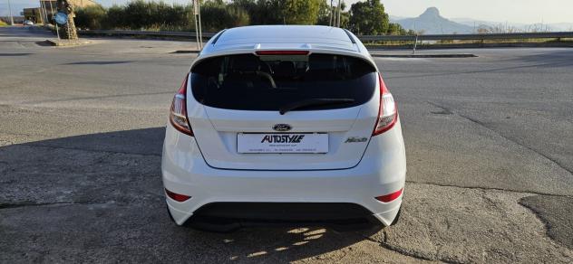 Ford Fiesta 1.5 TDCi 95CV 5 porte ST-Line - Foto 4