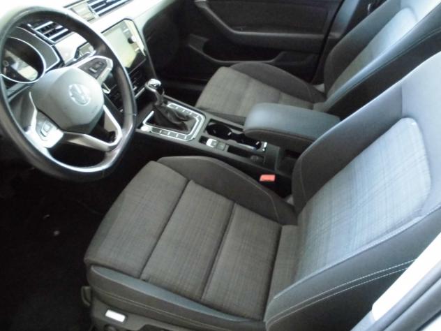 Volkswagen Passat Variant 2.0 TDI SCR EVO Business - Foto 8